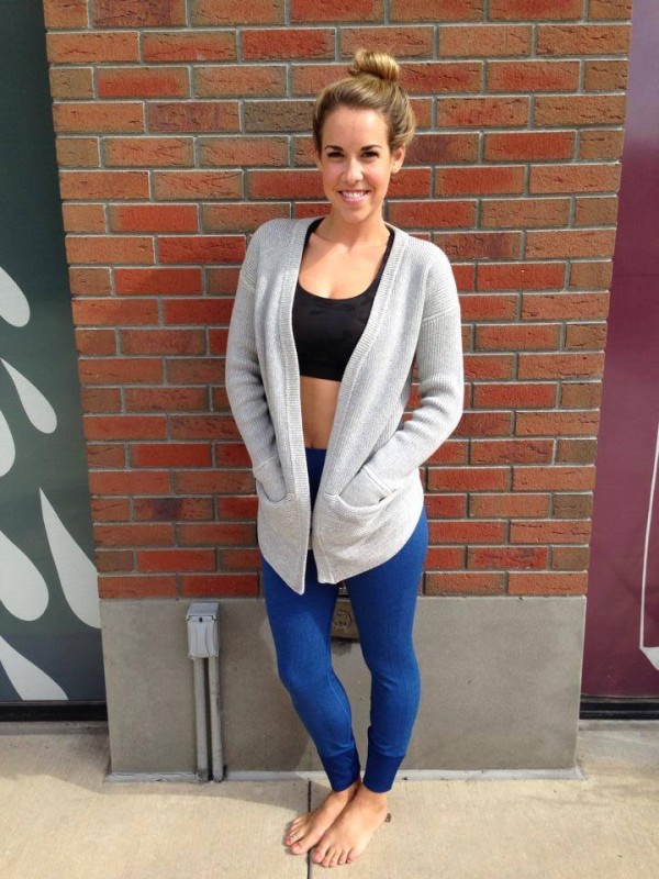 lululemon-grey-vestigan-vest-cardigan-rugged-blue-ebb-street-pants