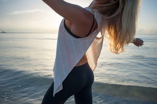 lululemon-all-tied-up-open-back-tank-pop-stripe-heathered-dune-bleached-coral