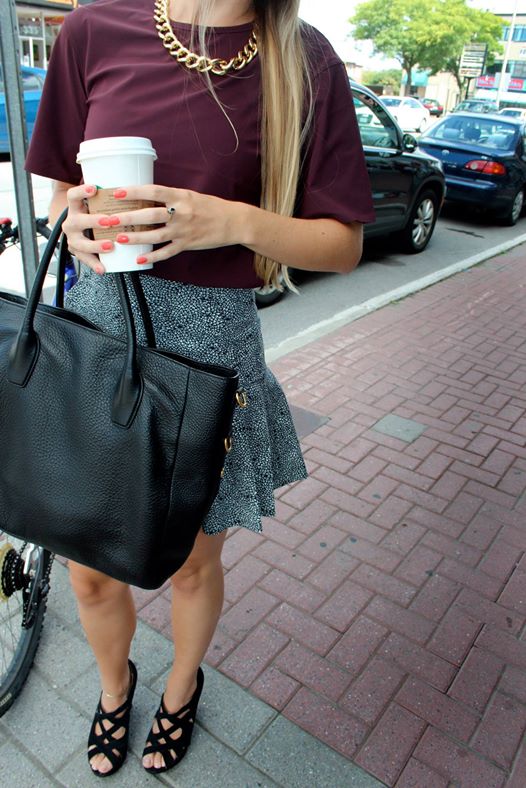 street style: how to wear lululemon good to go tee get it on skirt
