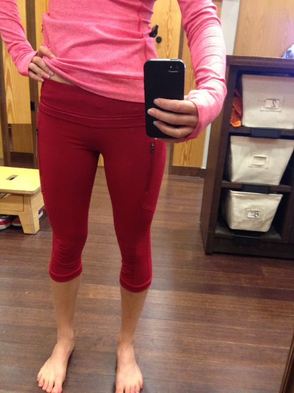 Lululemon try-on review deepest cranberry passion run crops