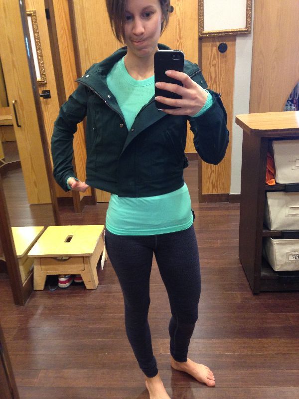 Lululemon try-on review fuel green seize the jacket cropped jacket