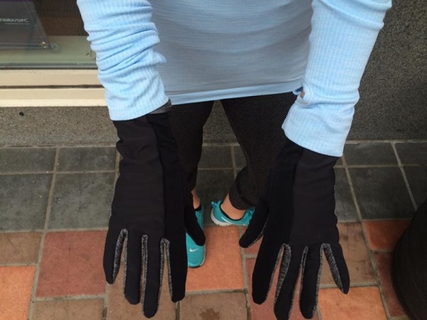 Lululemon black frosty run gloves