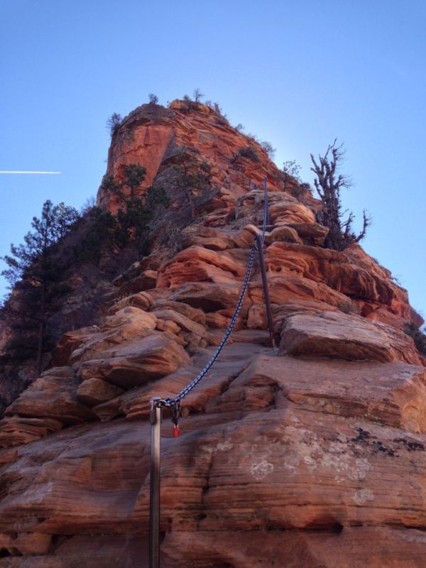 Zion National Park Angel's Landing hike chains: final ascent