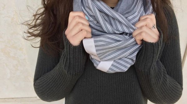 Lululemon heathered slate neutral blush double trouble stripe vinyasa scarf
