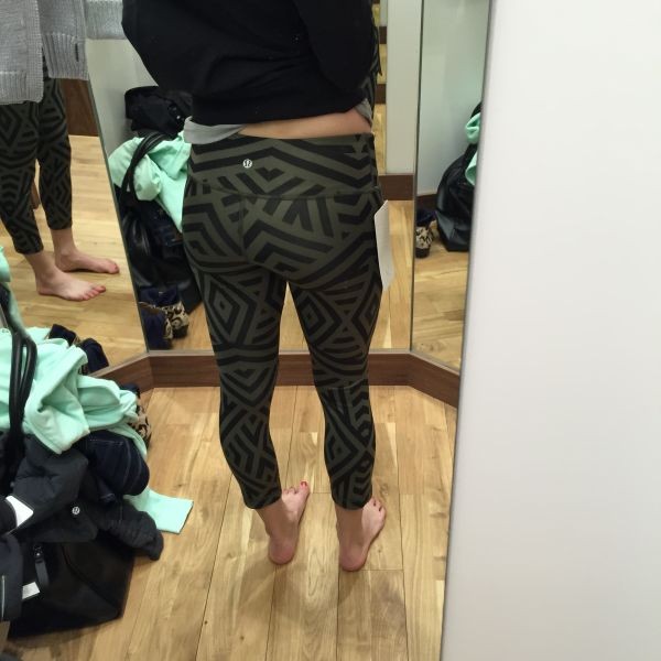 lululemon fatigue chevron shuffle wunder under crops review 3