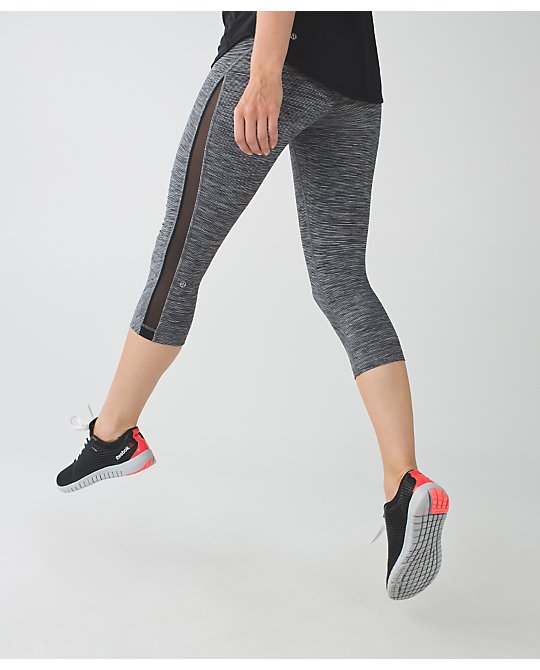 Lululemon wee are from space black gather and sprint crops