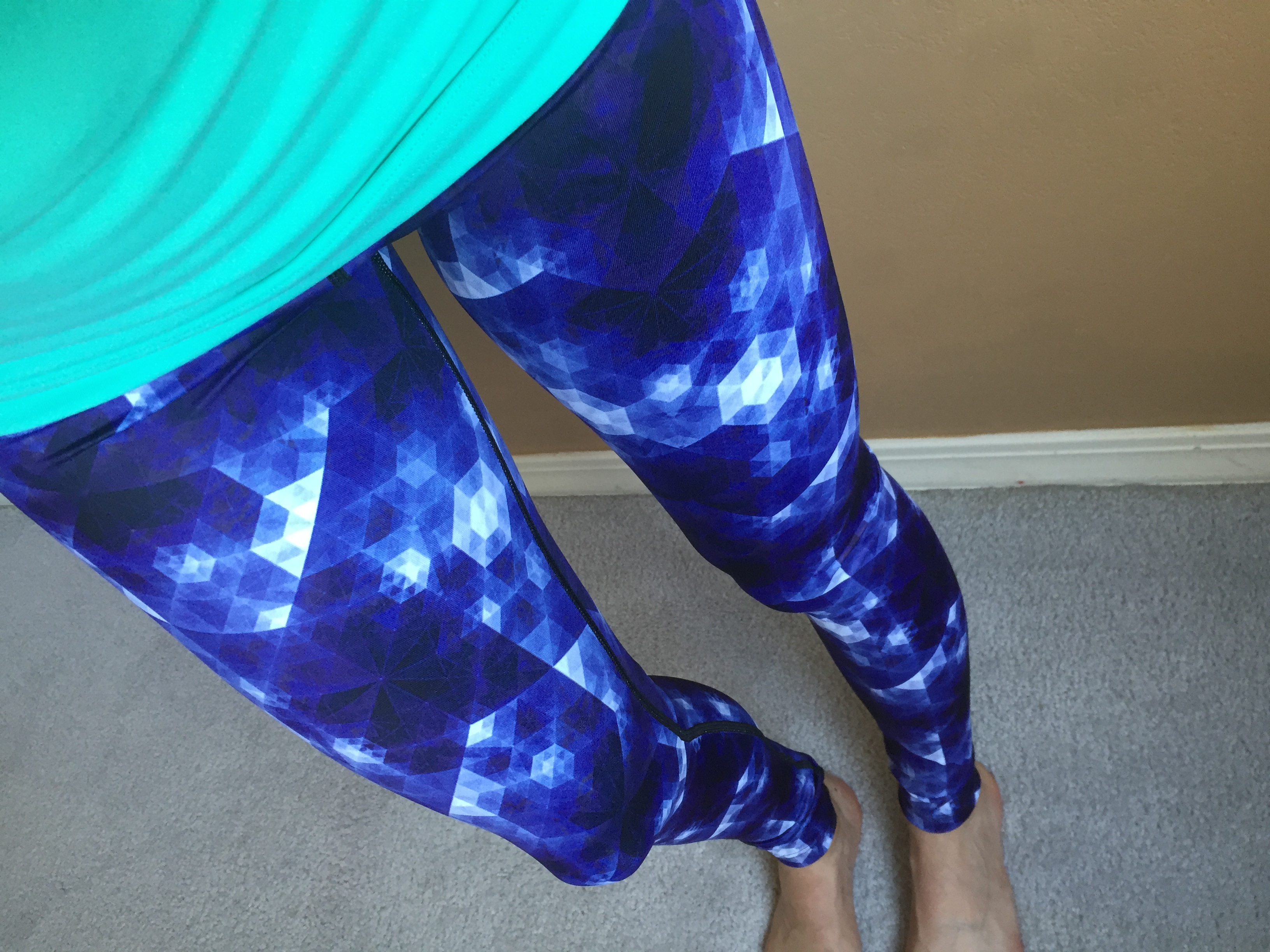 Vie Active Rockell Compression Tights Review: Blue Satellite Orchid - Agent  Athletica