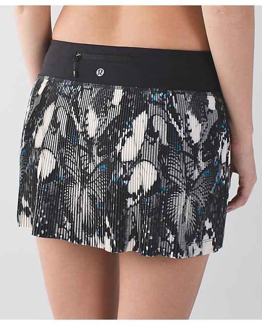 Lululemon so fly butterfly fatigue pace rival crops - Agent Athletica