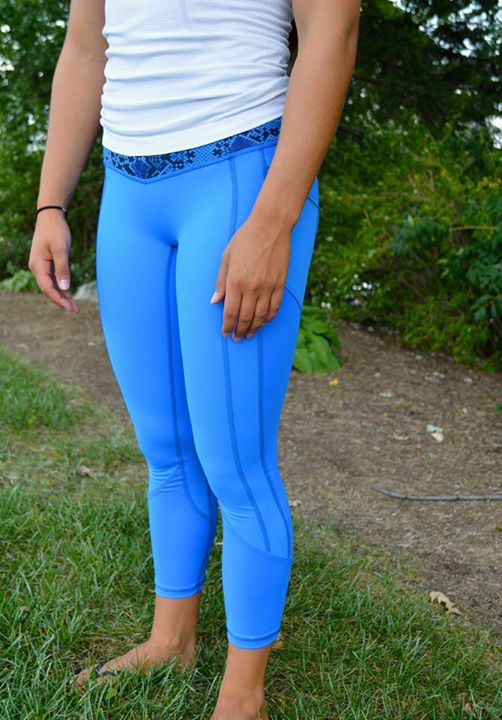 Lululemon pipe dream blue all the right places crop