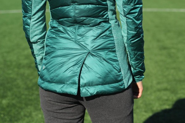 Lululemon forage teal down for a run pullover 2