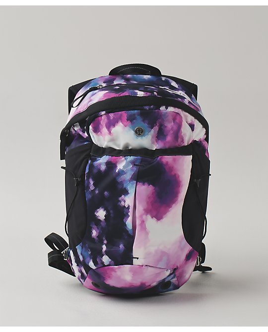 Lululemon run all day backpack blooming pixie