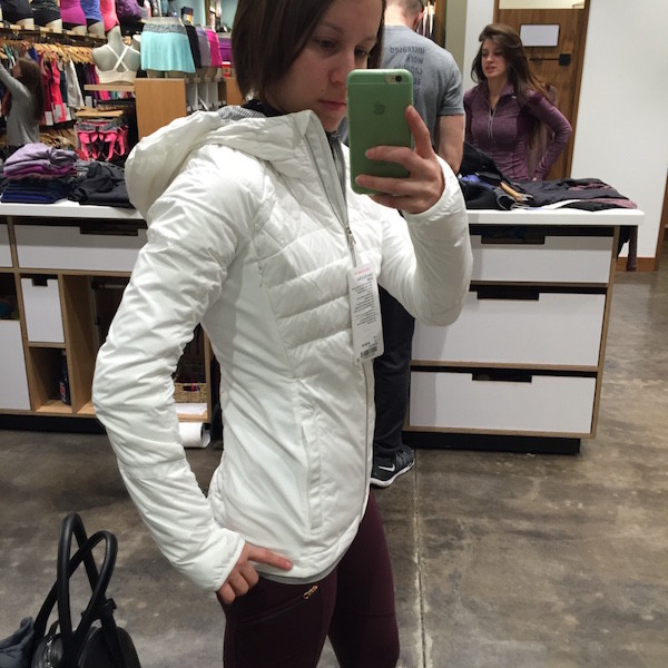 Lululemon white down for a run jacket review 2