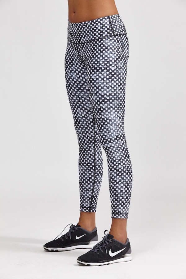 Bandier cloudy dots WITH reversible leggings