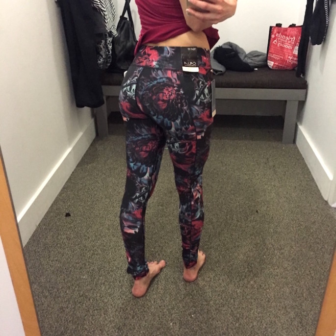 Calia by Carrie dark and stormy essential printed leggings review 3