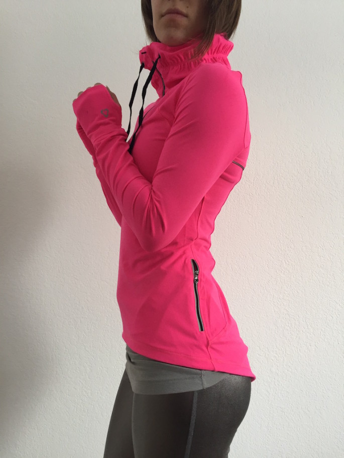Titika meteorite pullover review 5