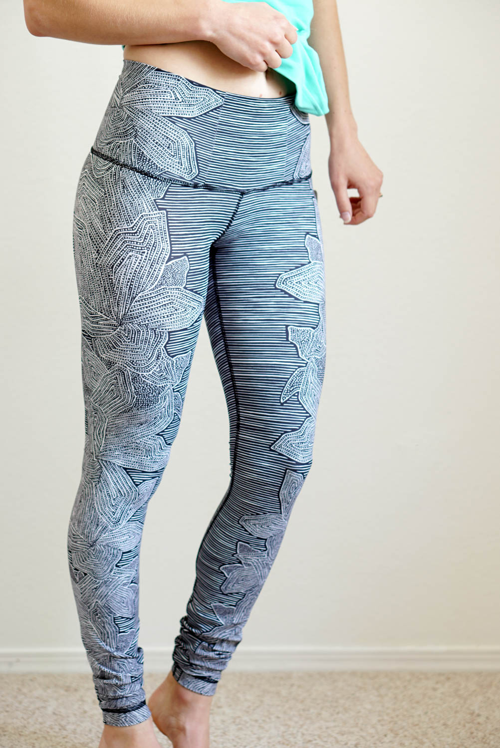 Lululemon Dottie Tribe Review: Wunder Under Pants + Speed Shorts ...