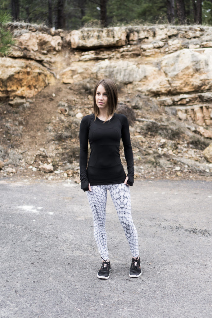 Varley Union Tights in Aluminum Snake - Agent Athletica