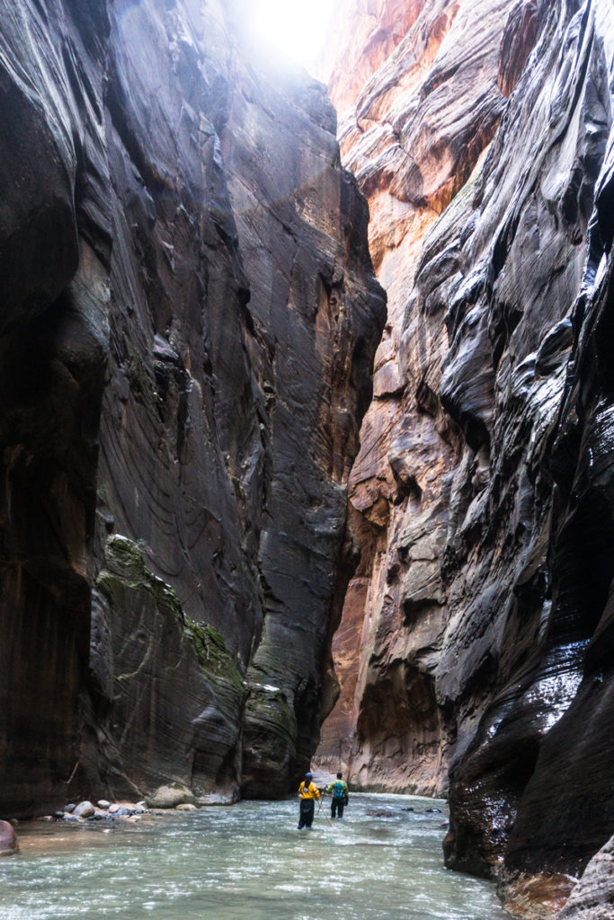 Hiking The Narrows at Zion in the Winter - Agent Athletica