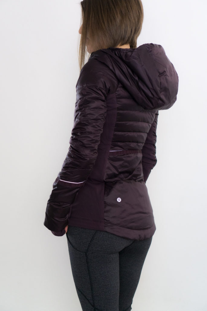 Down jacket (small) // lululemon leggings // winter boots #outerwear  #wintercoats