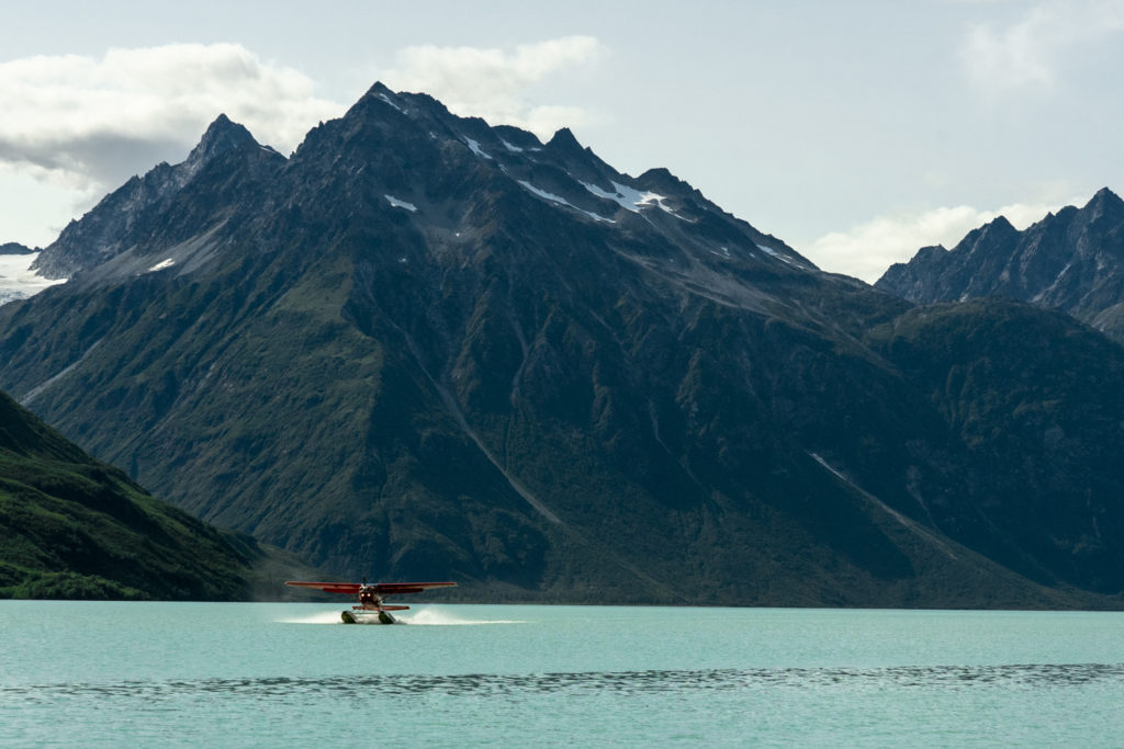 Rusts Flying Service Lake Clark bear viewing tour