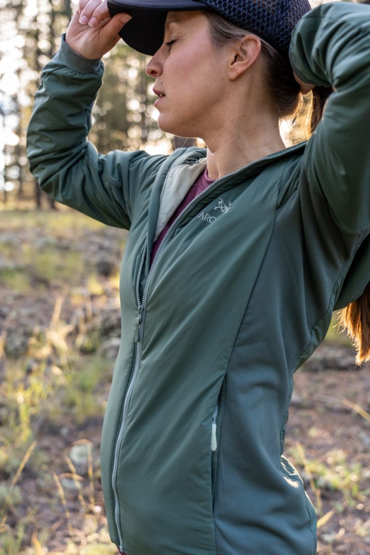 Arcteryx atom hoody review: side panel detail